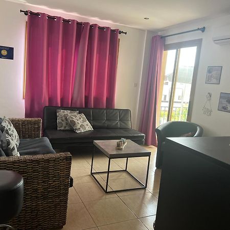 Charalambous Apartment Paphos ภายนอก รูปภาพ