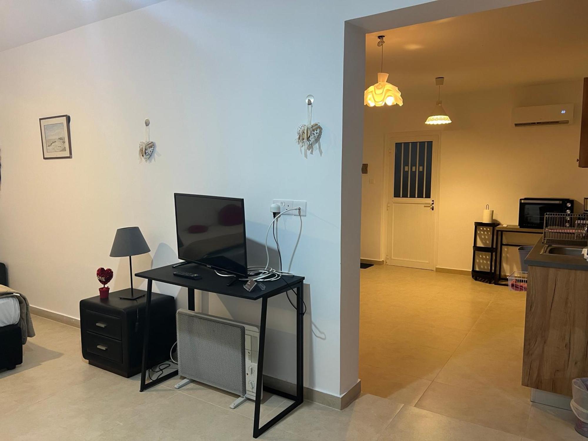 Charalambous Apartment Paphos ภายนอก รูปภาพ