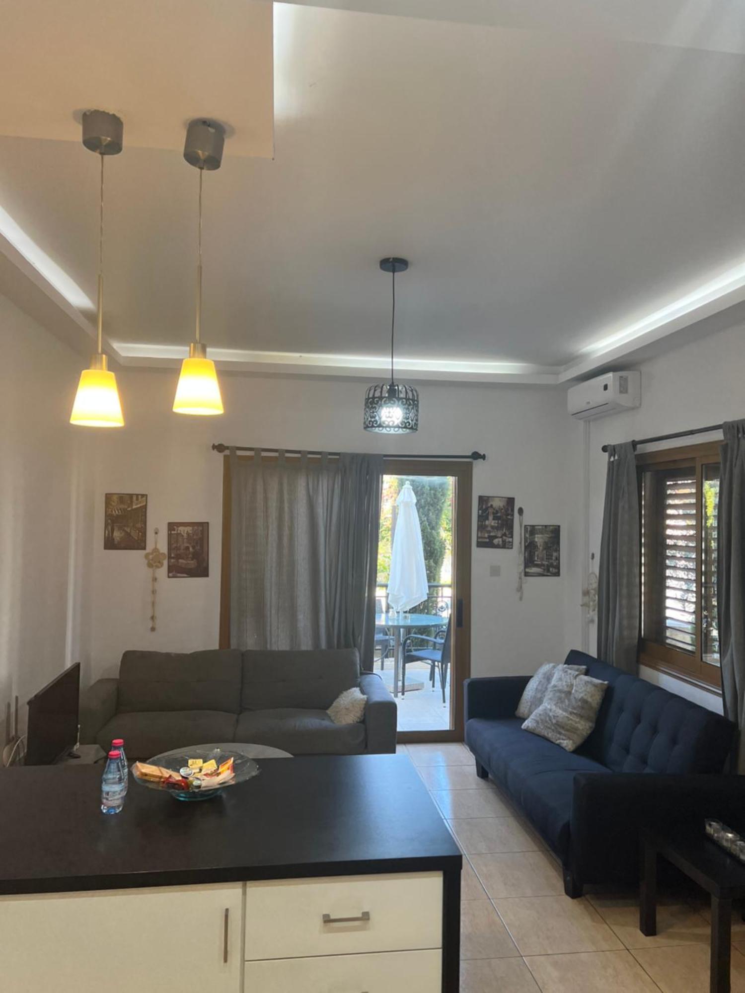 Charalambous Apartment Paphos ภายนอก รูปภาพ