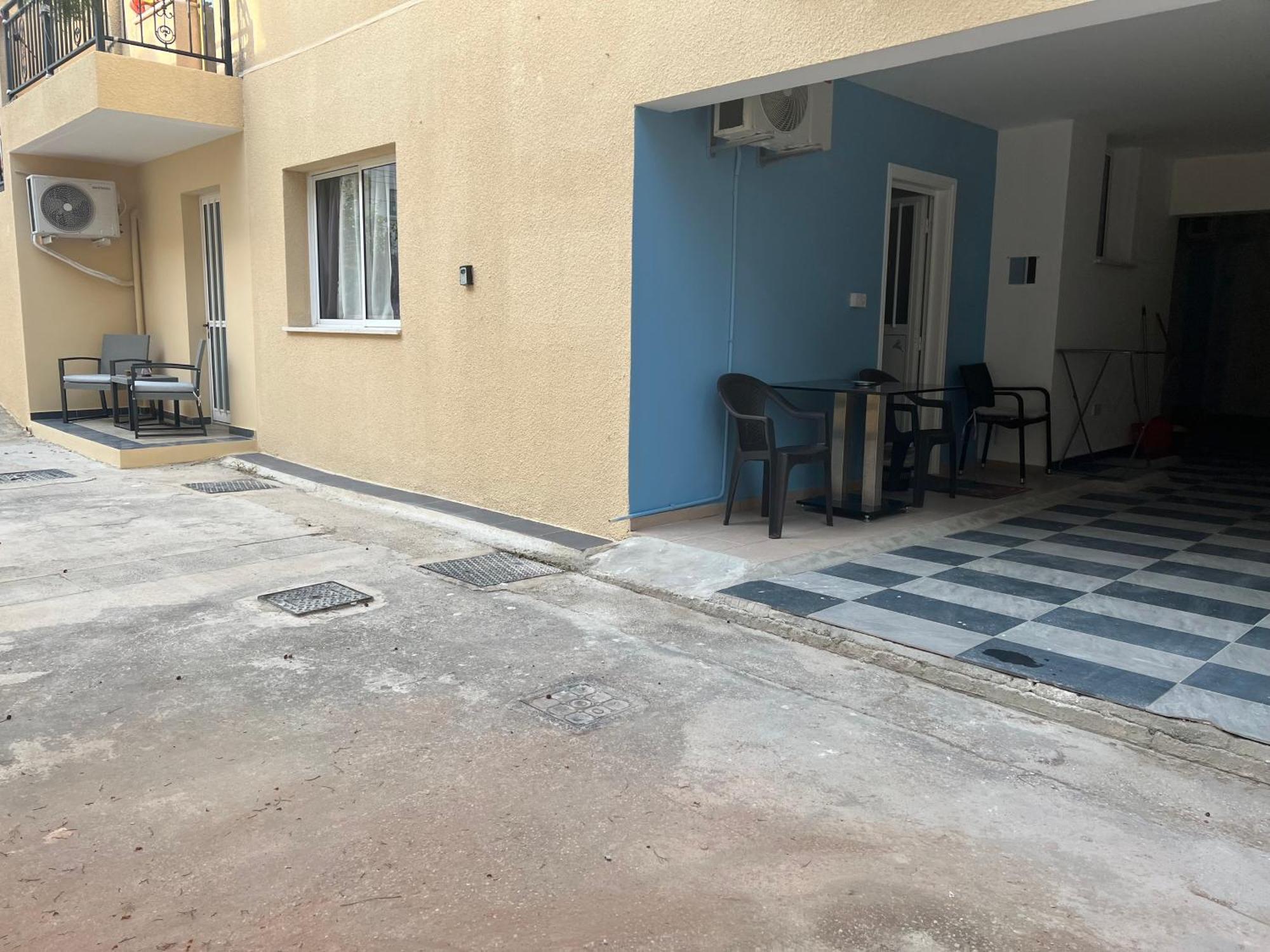 Charalambous Apartment Paphos ภายนอก รูปภาพ