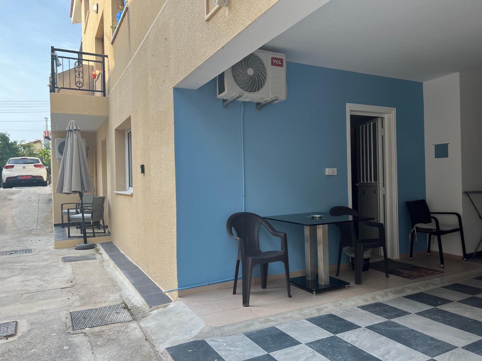Charalambous Apartment Paphos ภายนอก รูปภาพ