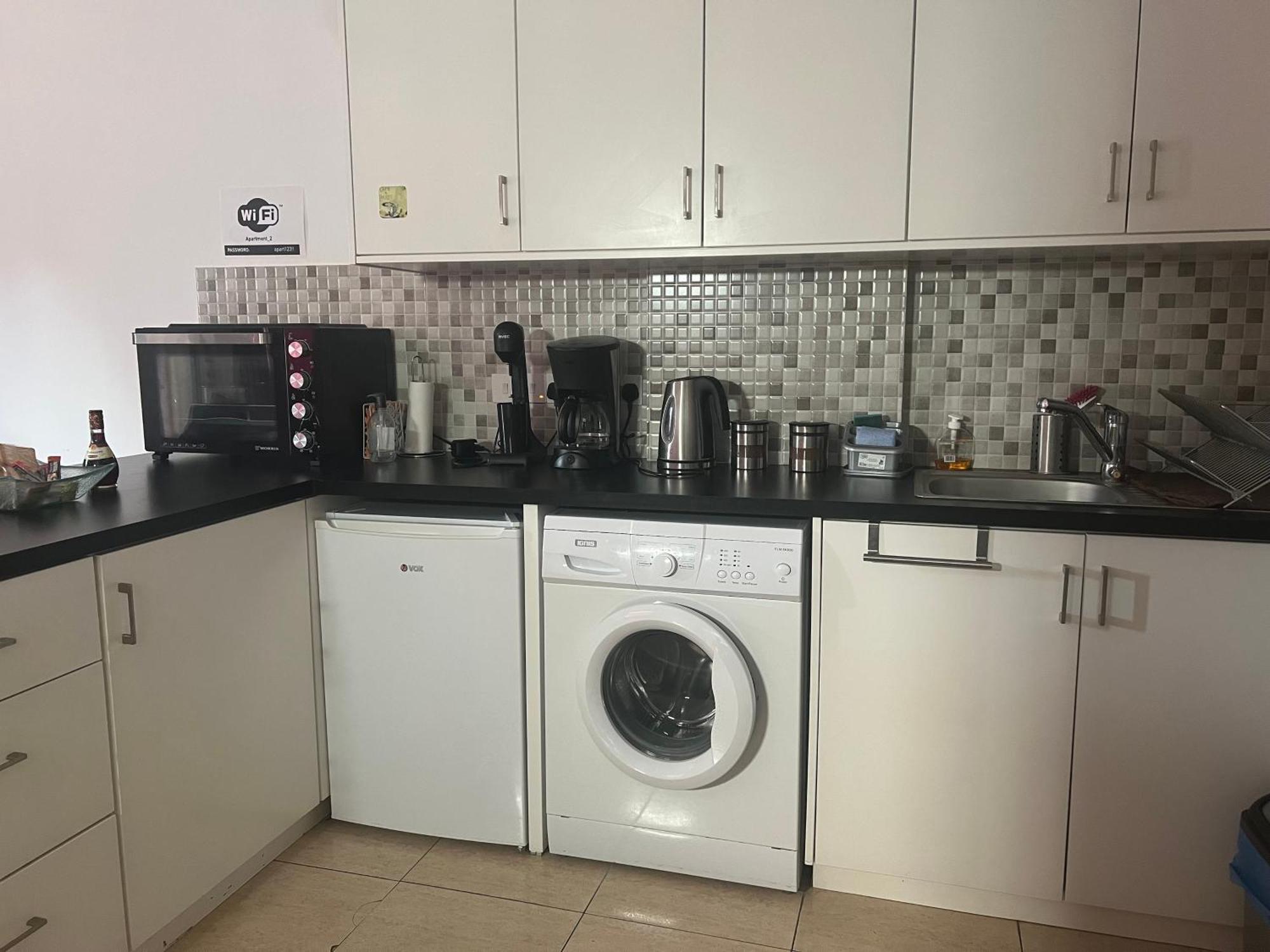 Charalambous Apartment Paphos ภายนอก รูปภาพ
