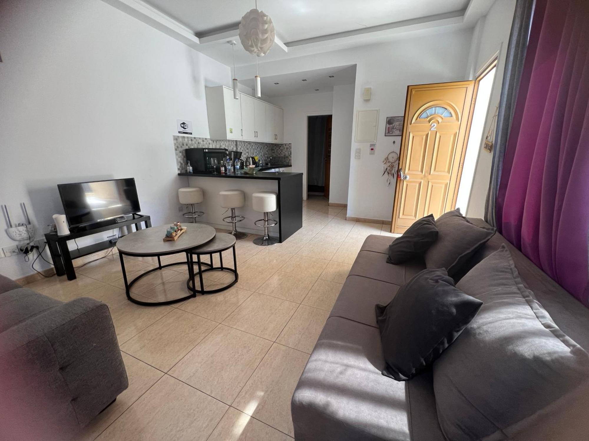 Charalambous Apartment Paphos ภายนอก รูปภาพ